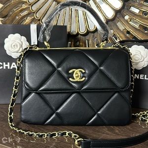 Chanel Trendy CC large quilted pattern